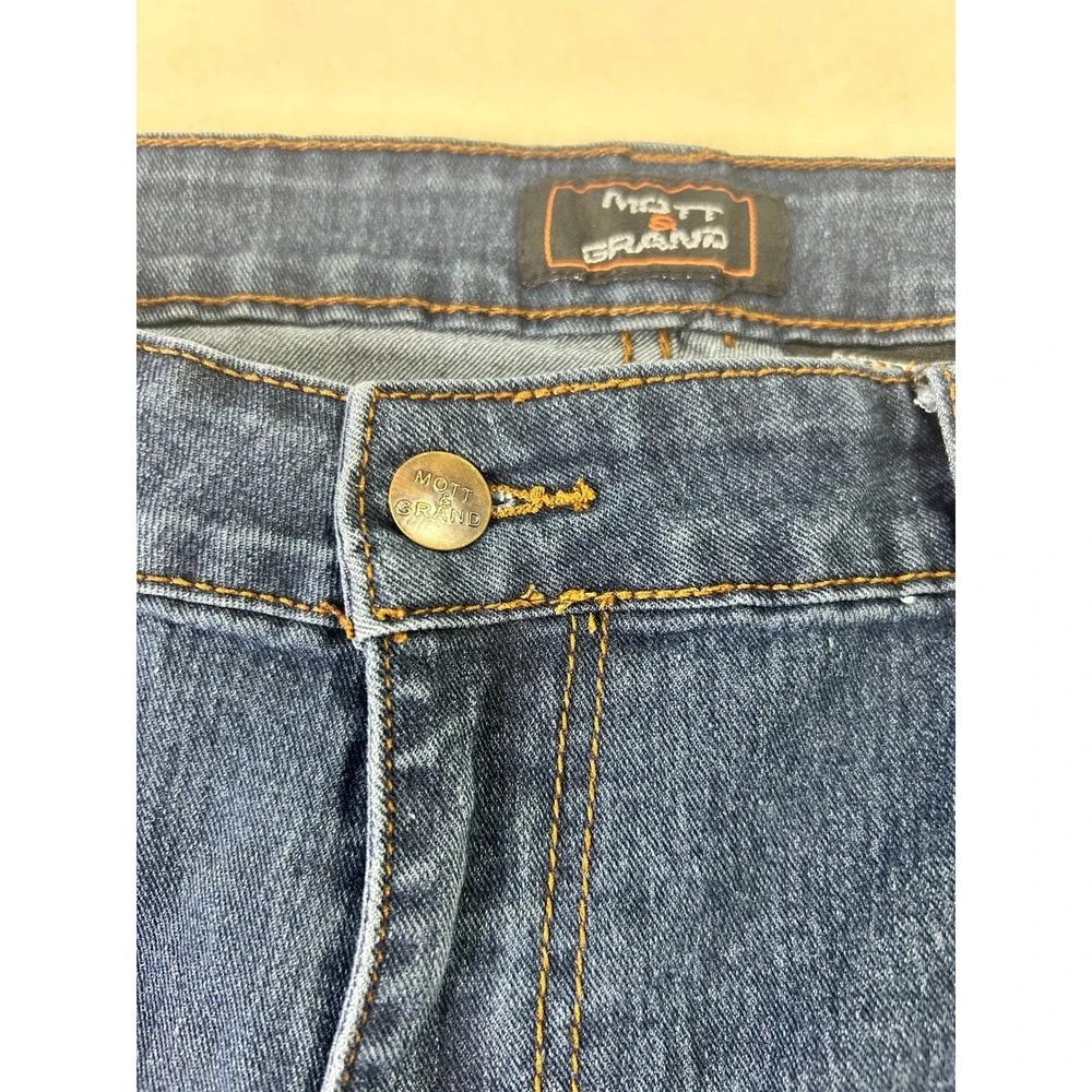 Mott & Grand Mens Blue Denim Straight Leg Jeans Size 40 Medium Wash Casual Pants